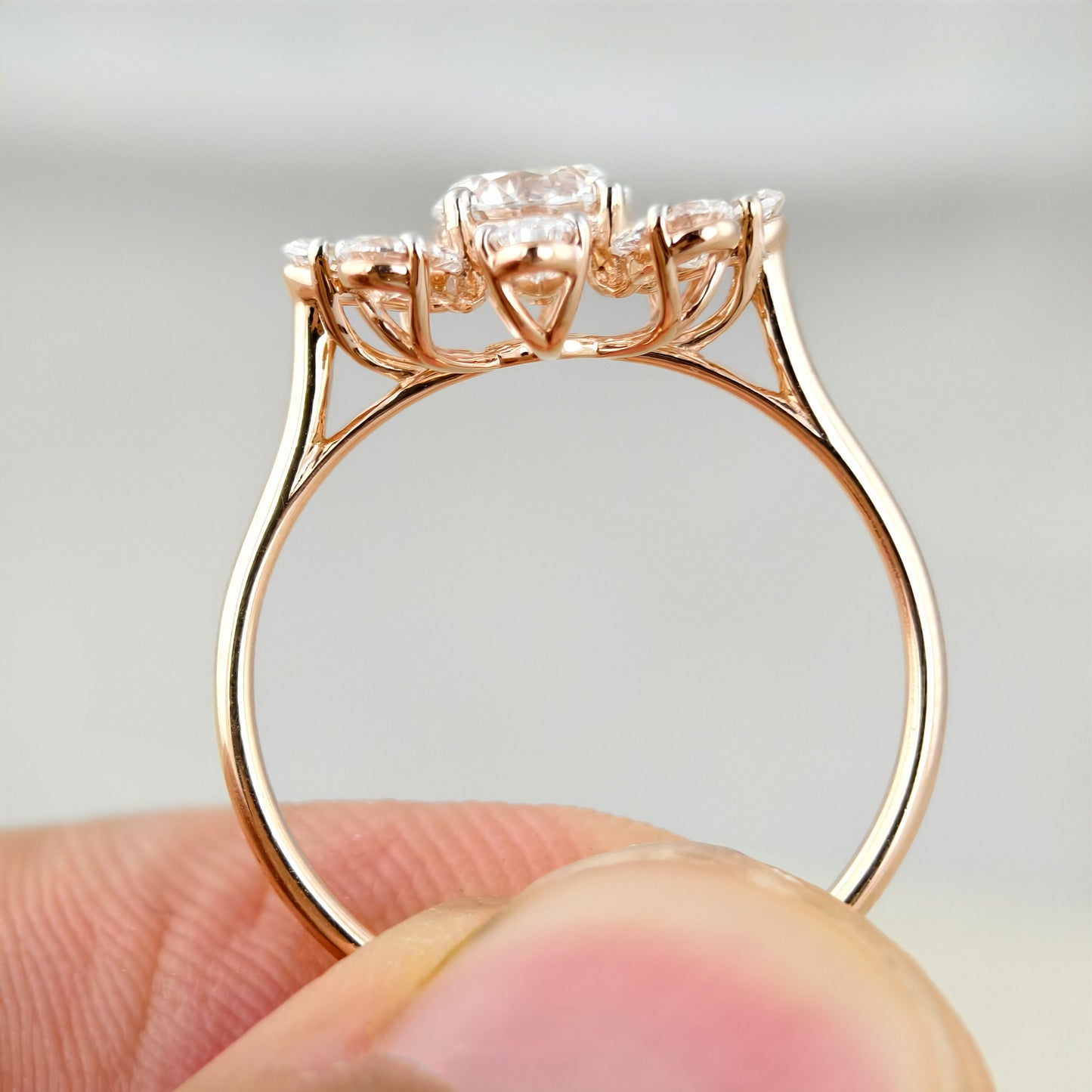 14KT GOLD ROUND MOISSANITE ENGAGEMENT RING | 1.4 TCW | 0.6 CT CENTER STONE| E - F COLOR